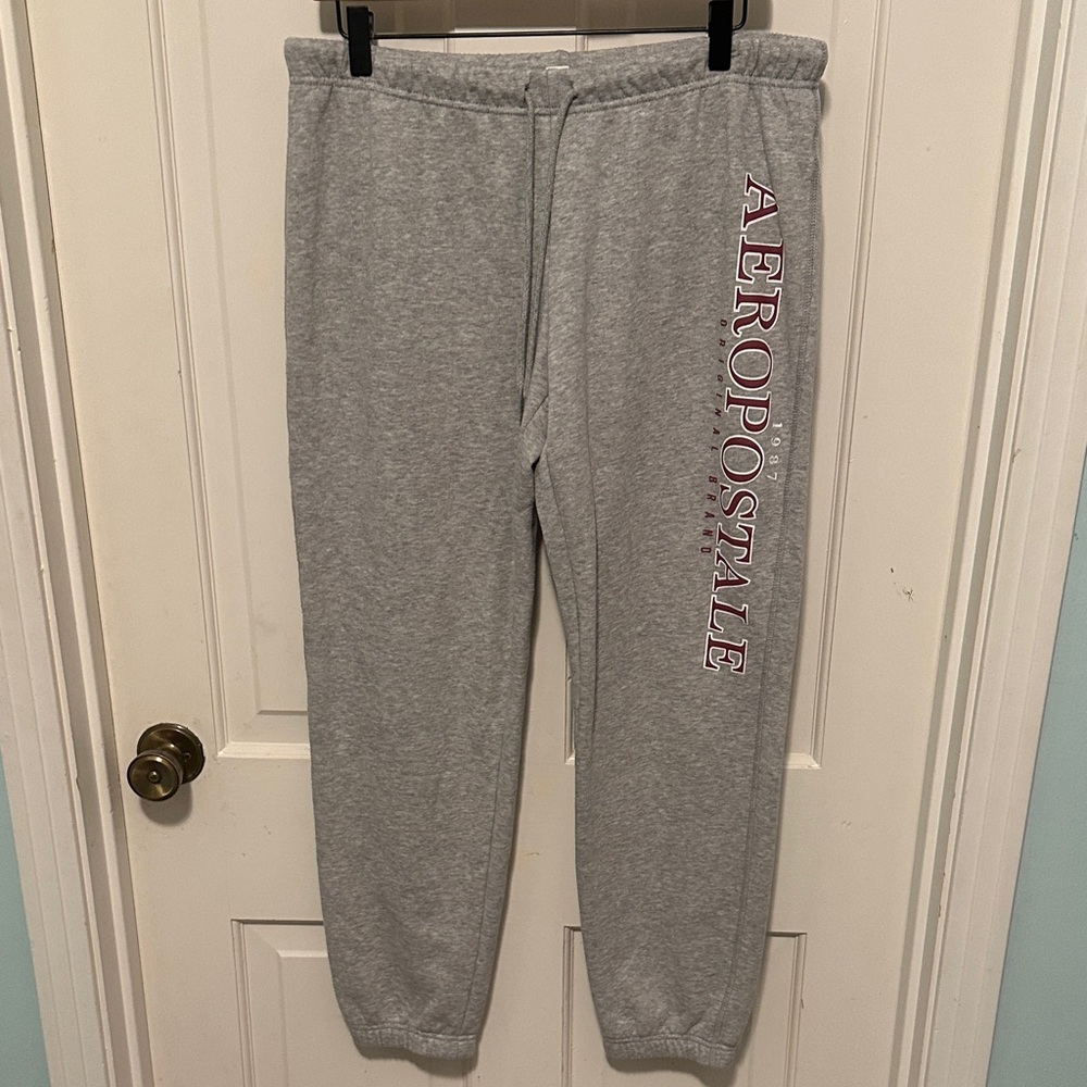 Aéropostale Gray Sweatpants and hoodie SET